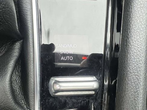 Used 2022 Jeep Compass High Altitude AWD/4WD image 31