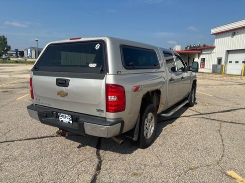 Used 2007 Chevrolet Silverado 1500 LT w/ 1LT Convenience Package AWD/4WD image 8