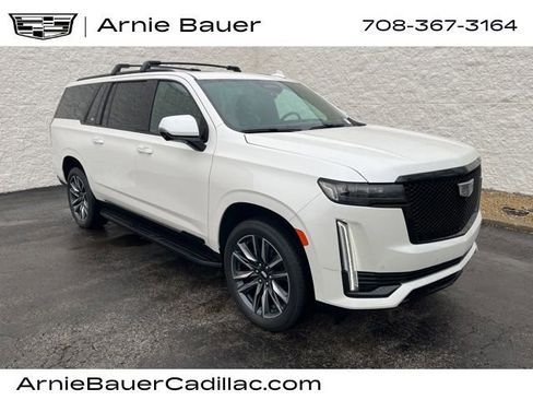 Used 2021 Cadillac Escalade ESV Sport image 1