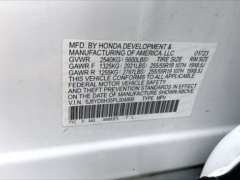 Used 2023 Acura MDX FWD image 30