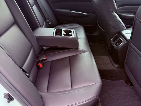 Used 2018 Acura TLX image 37