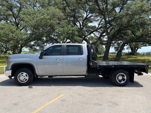 New 2026 Chevrolet Silverado 3500 LT w/ Convenience Package AWD/4WD image 7
