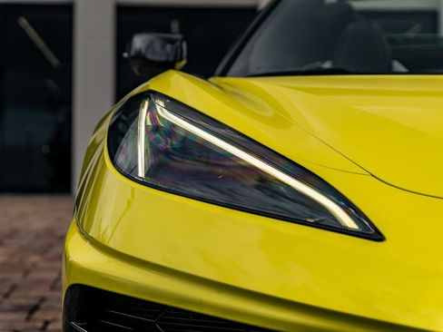 Used 2023 Chevrolet Corvette Stingray Preferred Conv w/ Z51 Performance Package RWD image 10