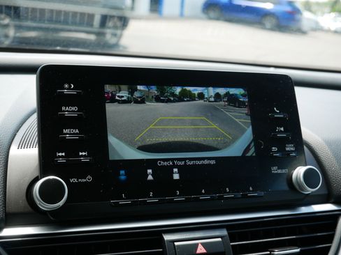 Used 2020 Honda Accord LX image 27