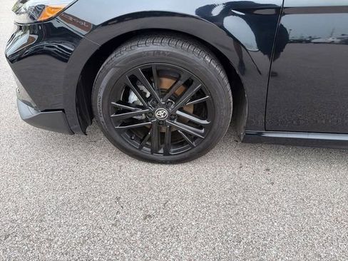Used 2025 Toyota Camry SE FWD image 41