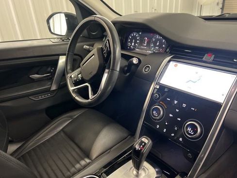 Used 2021 Land Rover Discovery Sport SE image 25
