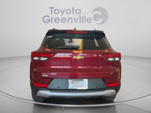 Used 2024 Chevrolet TrailBlazer LT w/ LT Cold Weather Package FWD image 5