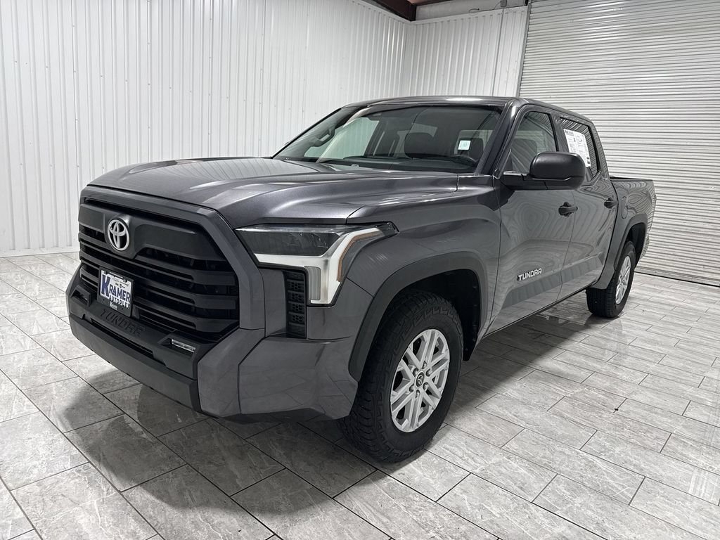 Used 2022 Toyota Tundra SR5 RWD image 1