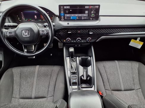 Used 2023 Honda Accord Sport image 4