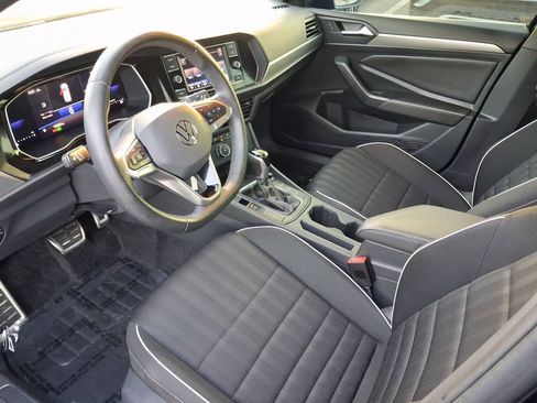 Used 2024 Volkswagen Jetta Sport FWD image 18