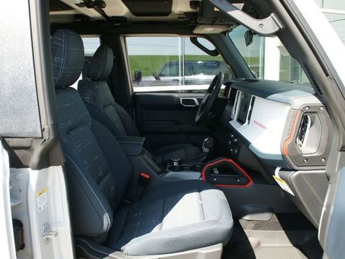 New 2026 Ford Bronco Heritage Edition AWD/4WD image 38