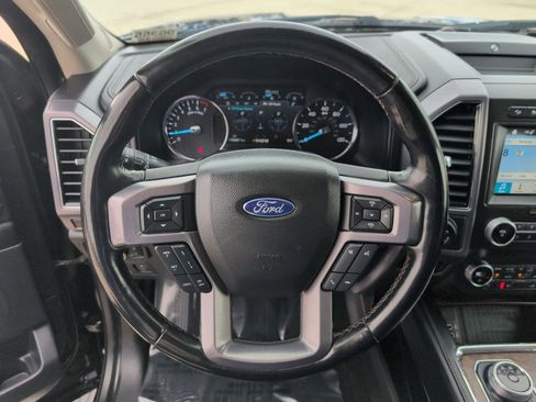 Used 2019 Ford Expedition Platinum image 16