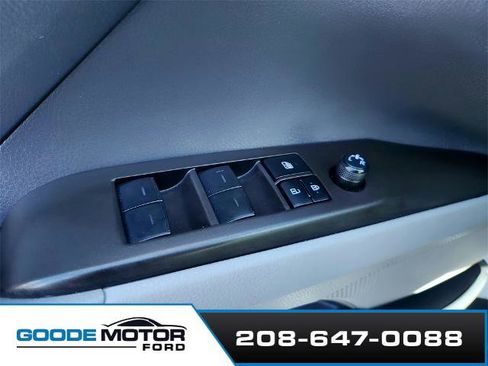 Used 2023 Toyota Camry LE image 18