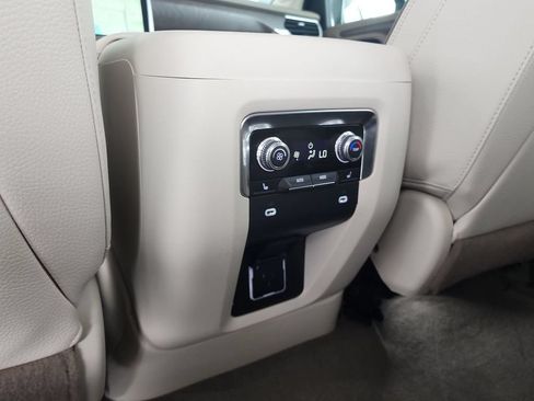 Certified 2024 GMC Yukon Denali AWD/4WD image 21