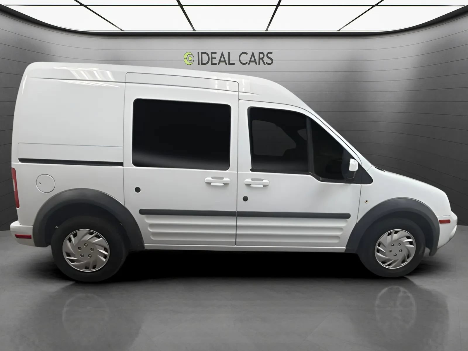 Used 2013 Ford Transit Connect XLT FWD image 4