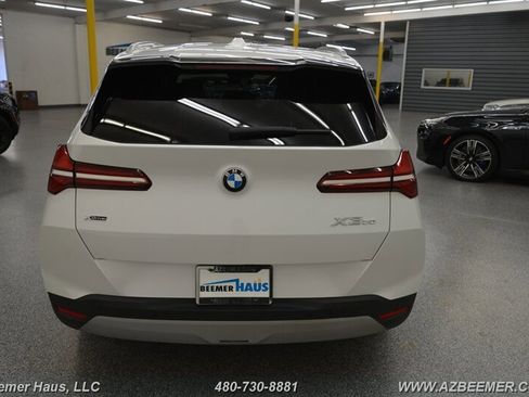 Used 2025 BMW X3 xDrive30i w/ Premium Package AWD/4WD image 10