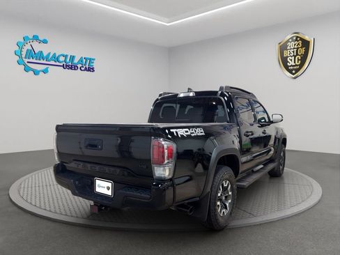 Used 2023 Toyota Tacoma TRD Off-Road w/ TRD Premium Off Road Package AWD/4WD image 5