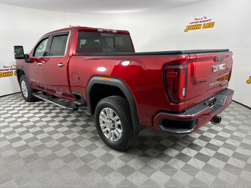 Used 2023 GMC Sierra 2500 Denali AWD/4WD image 3