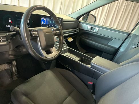 Used 2025 Hyundai Santa Fe SE image 21
