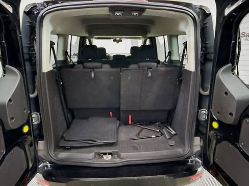 Used 2016 Ford Transit Connect XLT image 24