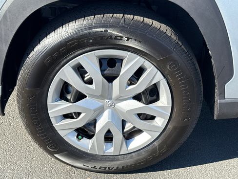 Certified 2026 Toyota Corolla Cross L image 5