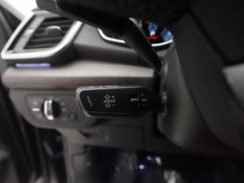 New 2025 Audi Q5 e Premium Plus AWD/4WD image 20