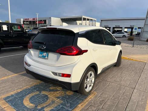 Used 2020 Chevrolet Bolt LT FWD image 5