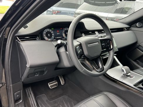 Certified 2024 Land Rover Range Rover Evoque Dynamic SE AWD/4WD image 18