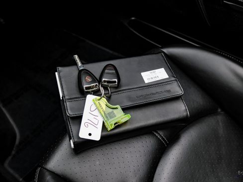 Used 2012 Porsche 911 Edition 918 Spyder image 96