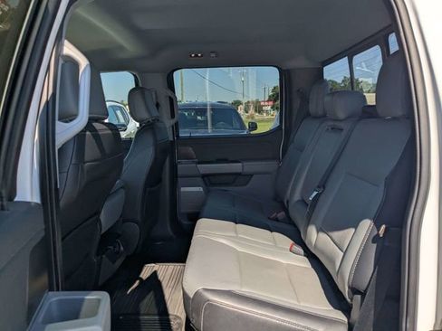 Used 2022 Ford F150 Lariat w/ Equipment Group 501A Mid AWD/4WD image 12