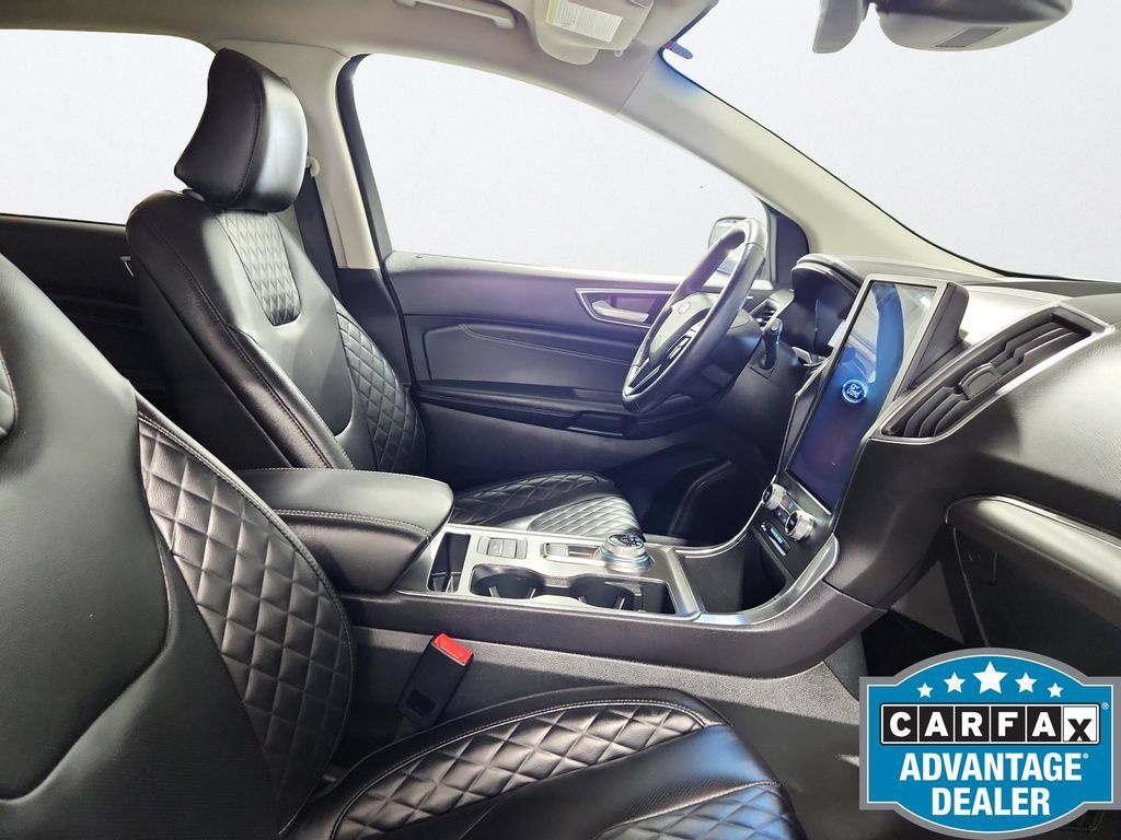 Used 2024 Ford Edge Titanium w/ Equipment Group 301A AWD/4WD image 22