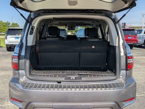 Used 2024 Nissan Armada Platinum w/ Captain's Chairs Package RWD image 28