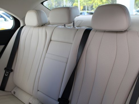 New 2026 Mercedes-Benz E 350 4MATIC Sedan image 21