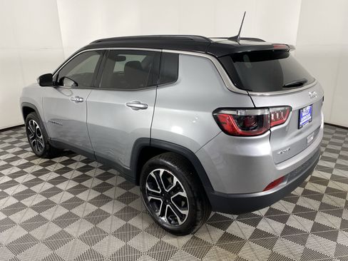 Used 2022 Jeep Compass Limited w/ Sun and Sound Group image 10