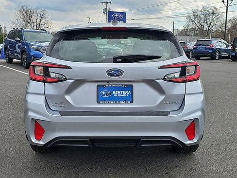 Used 2024 Subaru Impreza 2.0i Sport image 5