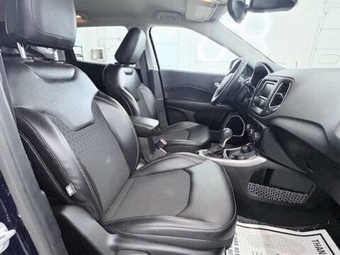 Used 2017 Jeep Compass Latitude image 15