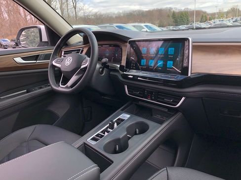 New 2026 Volkswagen Atlas SE AWD/4WD image 16