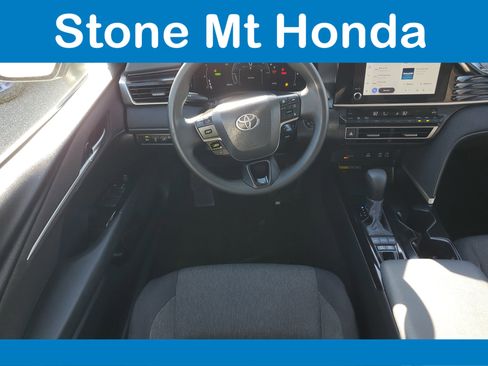 Used 2025 Toyota Camry LE FWD image 14