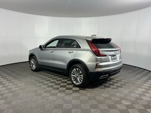 Used 2024 Cadillac XT4 Premium Luxury image 8