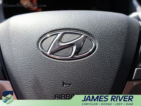 Used 2019 Hyundai Accent SEL w/ Cargo Package FWD image 25