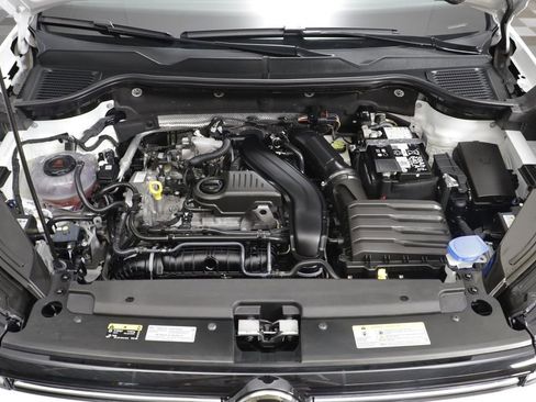 Used 2025 Volkswagen Taos S AWD/4WD image 23