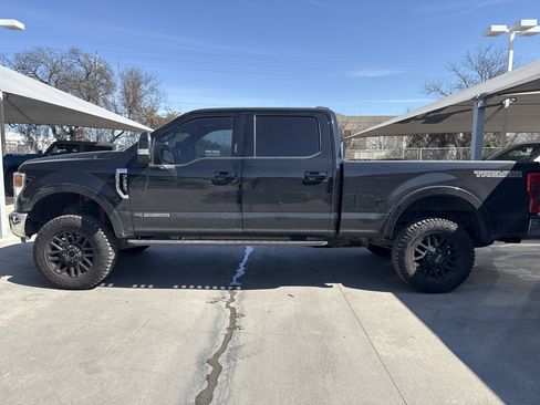 Used 2022 Ford F250 Lariat w/ Tremor Off-Road Package image 7