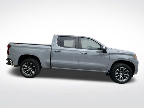 Certified 2024 Chevrolet Silverado 1500 LT AWD/4WD image 7