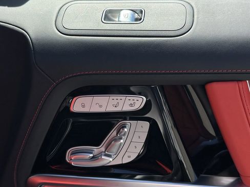 Used 2025 Mercedes-Benz G 63 AMG 4MATIC image 18