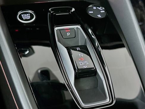 Used 2025 Audi A3 2.0T Premium Plus w/ Premium Plus Package image 7