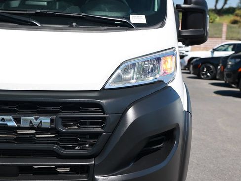 Used 2026 RAM ProMaster 2500 w/ Convenience Group FWD image 5