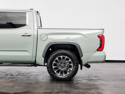 Used 2026 Toyota Tundra Limited AWD/4WD image 11