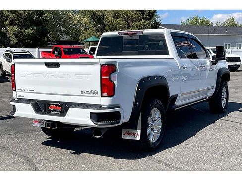 Used 2024 Chevrolet Silverado 3500 High Country w/ High Country Premium Package image 14