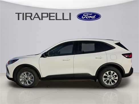 New 2026 Ford Escape Active image 2