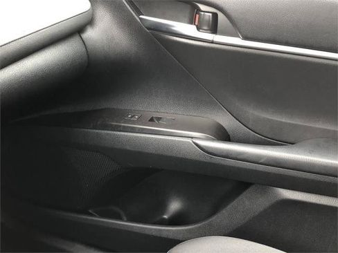 Certified 2023 Toyota Camry LE FWD image 21